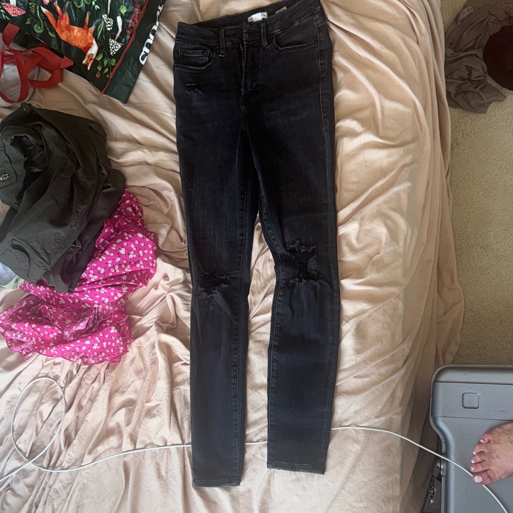 Good American Distressed Women's Jeans